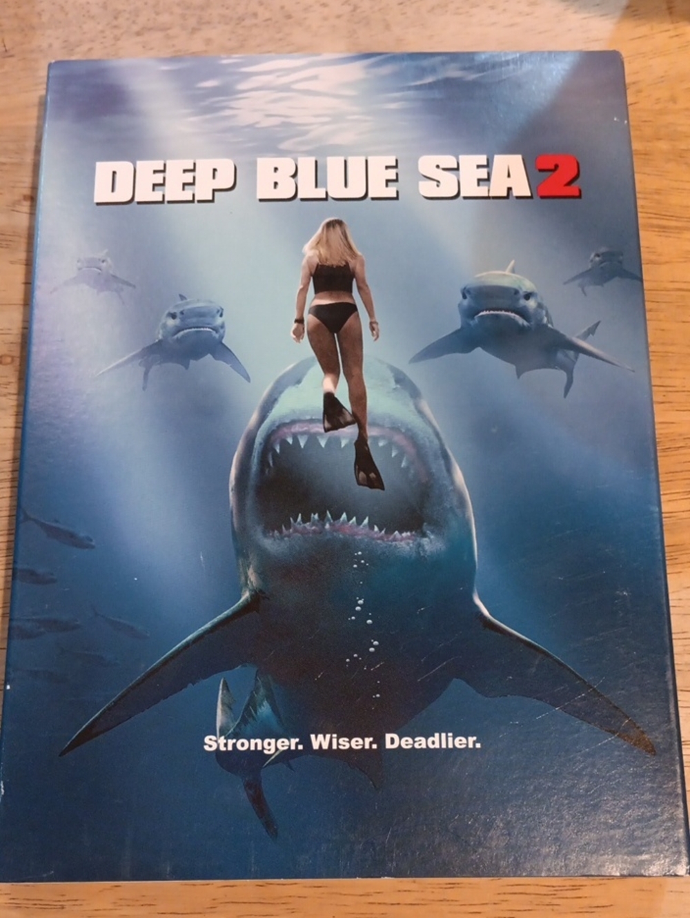 Deep Blue Sea 2 DVD